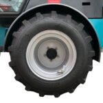 Akrotect Hoflader AK 808 mit Kabine – Bild 3